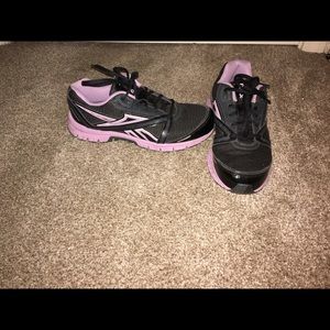 Wore a few times they got too small. Size 7-7.5